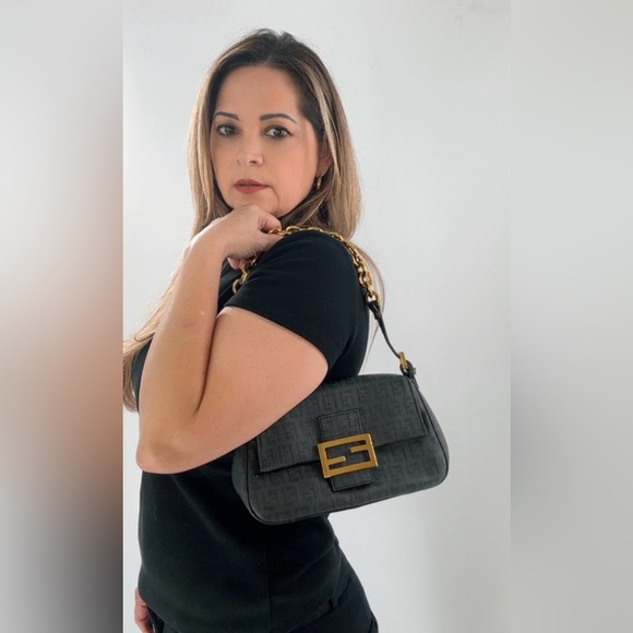 FENDI Zucchino FF Spalmati Mini Mama Forever Baguette Vintage Handbag - Picture 3 of 15